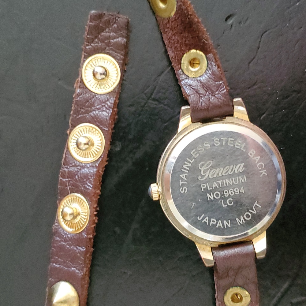 Wrap watch - Picture 2 of 3